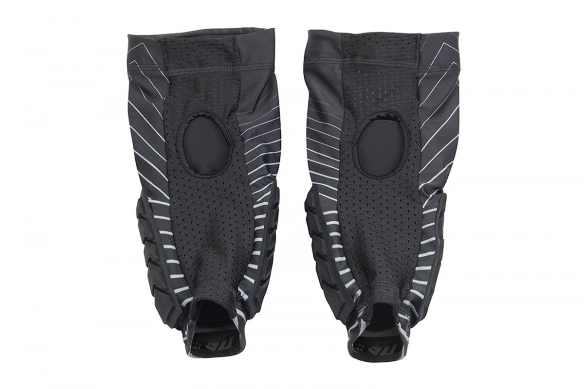 Ginocchiera motocross M33 nera UfoPlast